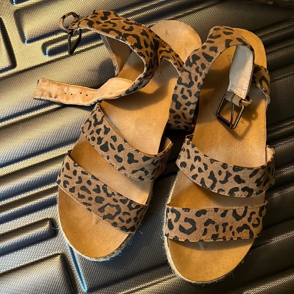 Women’s cheetah print espradille sandals